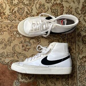 High top Nike Blazer